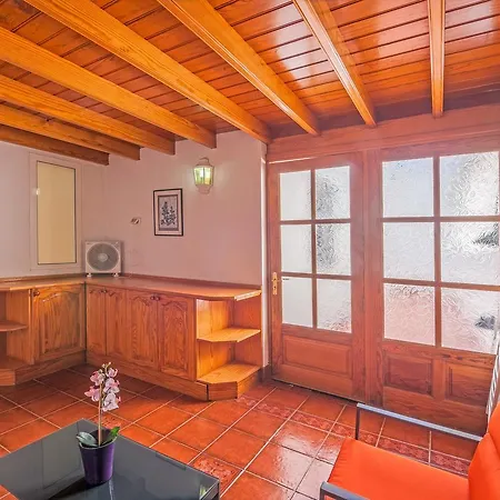 Villa Tias