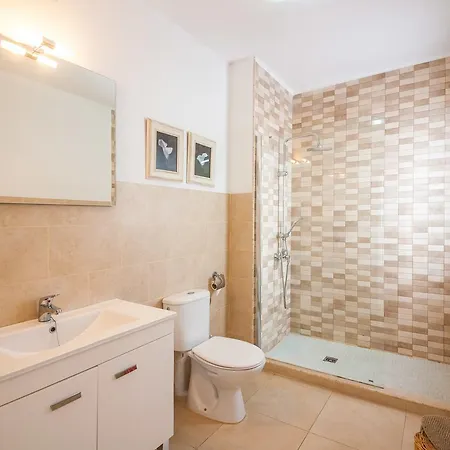 Villa Tias *