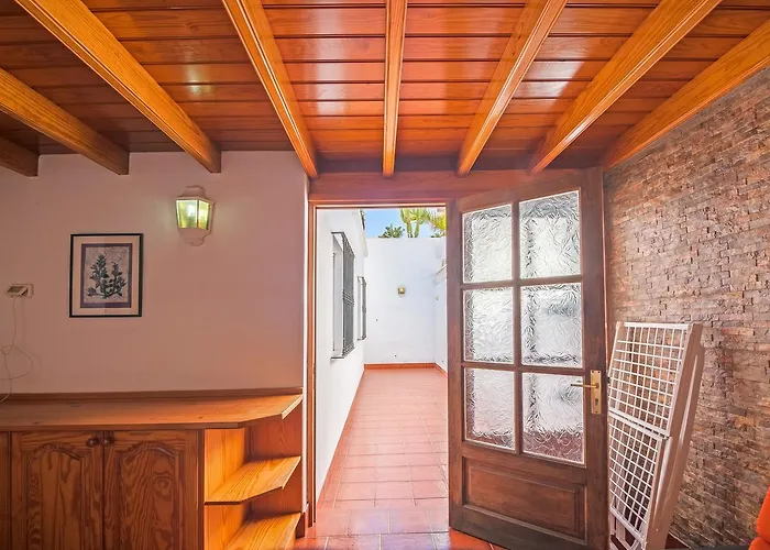 Villa Tias