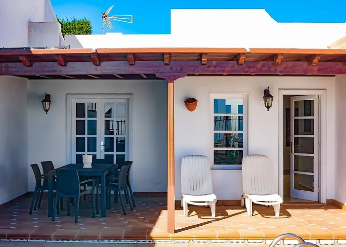Villa Tias